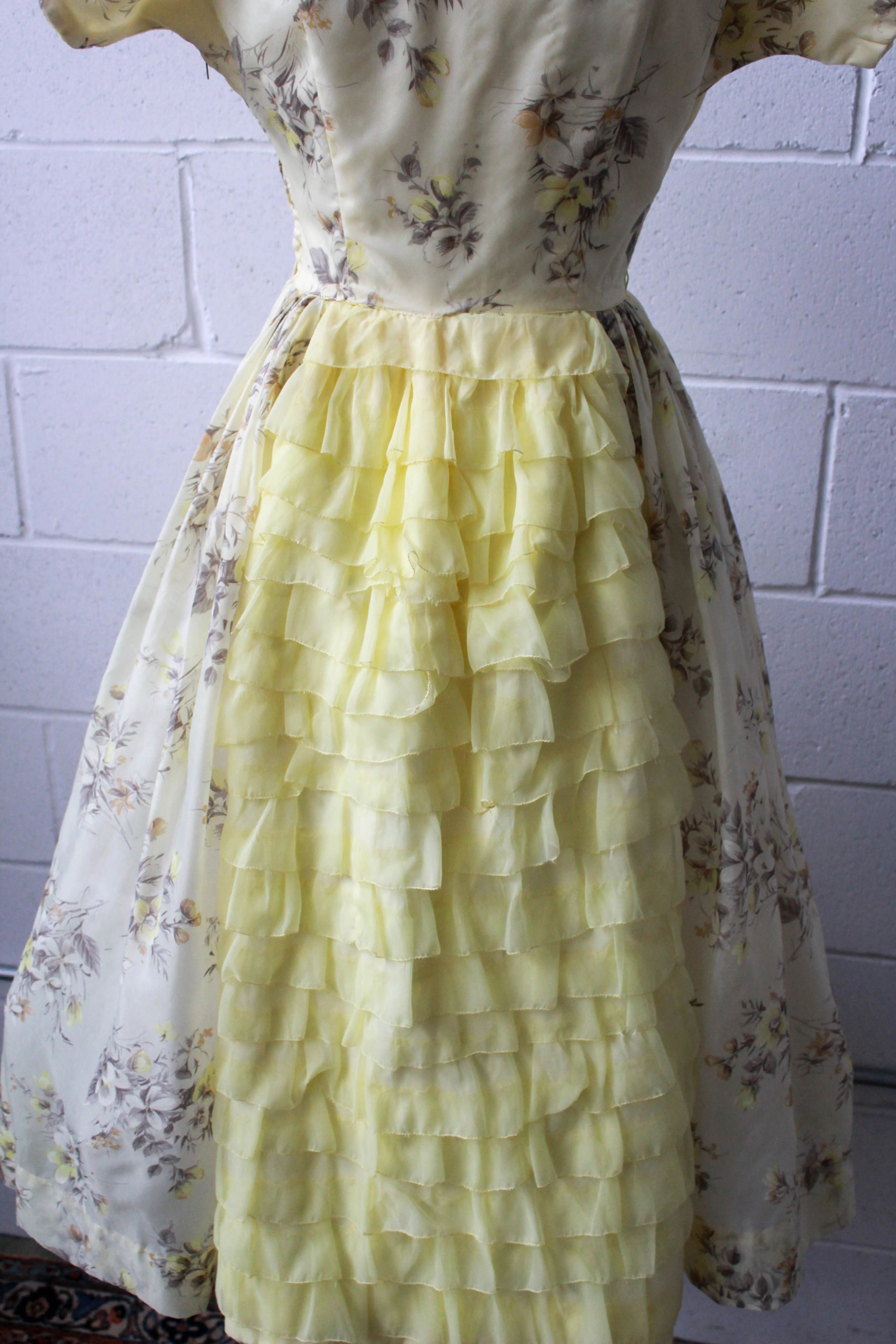 1950s Yellow Floral Dress with Bustle Ruffle Back, Small