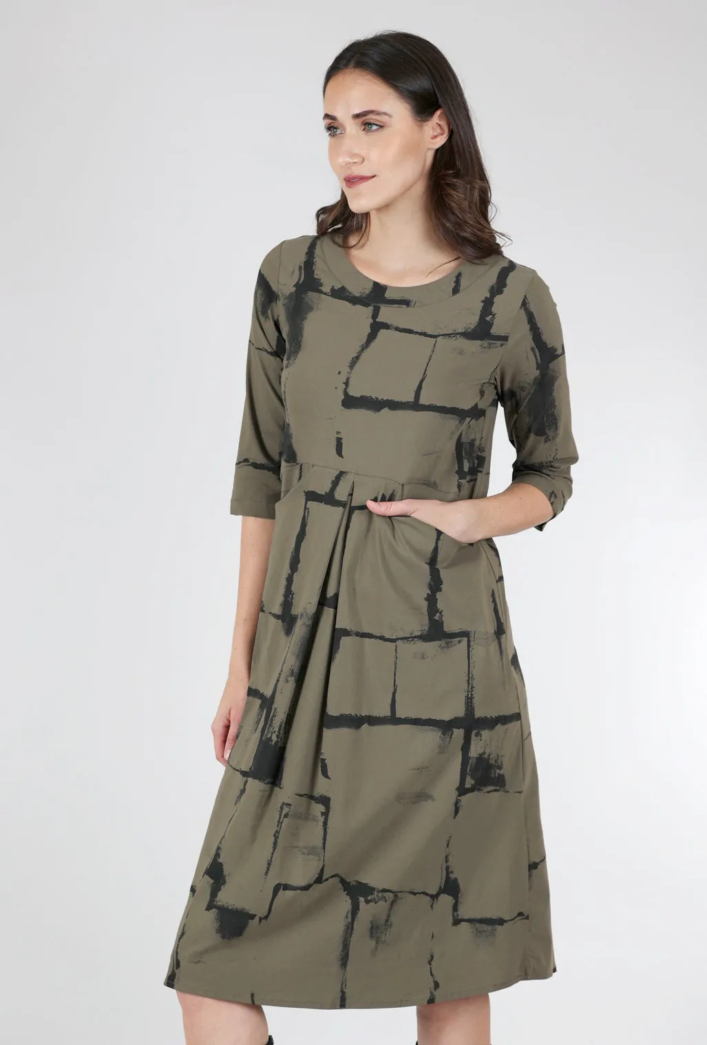 Brushstroke Pleat-Detail Dress, Khaki