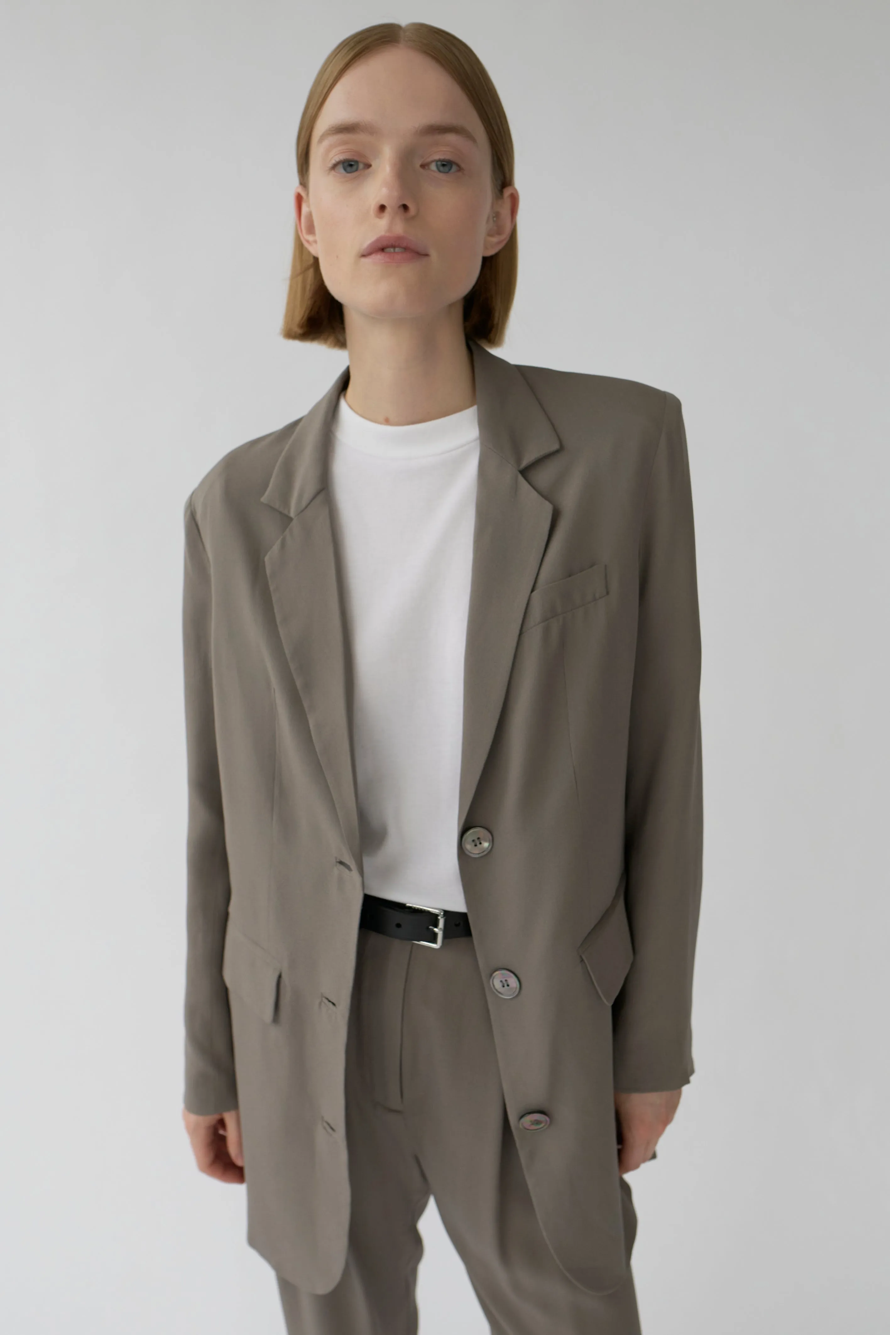 HAINES BLAZER - DARK TAUPE - SILK