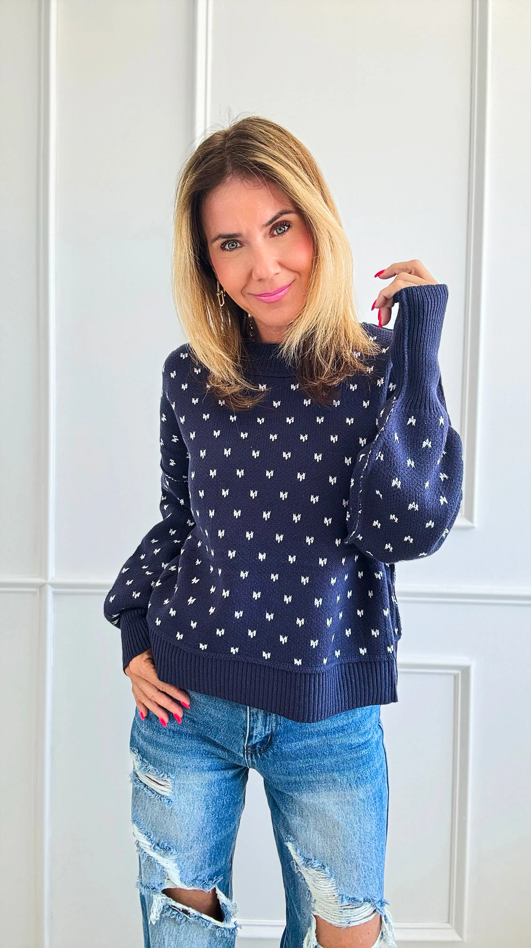 Heart Pattern Cropped Sweater - Navy