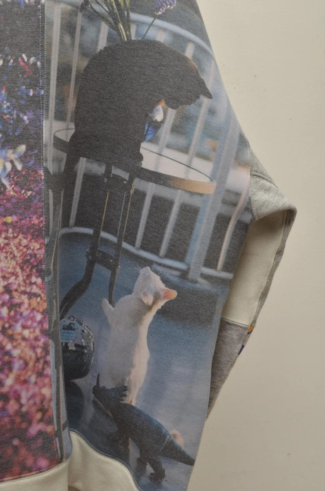 PRINT SWEATSHIRTS(GRY/CAT)_01