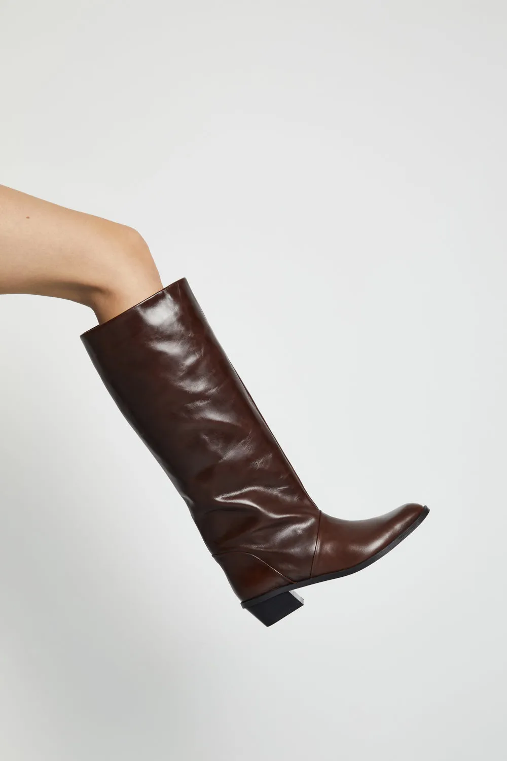 Sarah Boots in Chocolate Leather